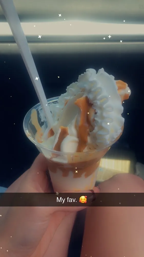 Peanut Butter Parfait Ice Cream Sundae